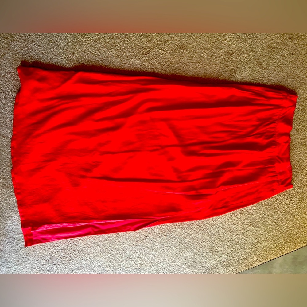 Maxi simple skirt but with pockets